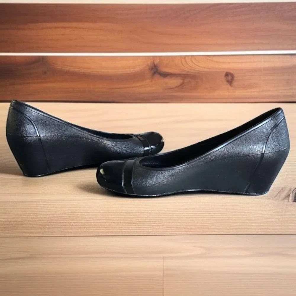 CROCS Black Wedge Pumps with Patent Toe Cap